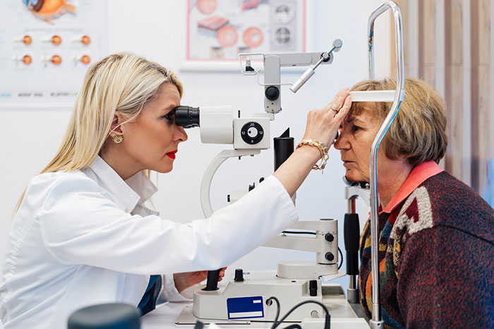 Top 10 Signs You Need an Eye Examination